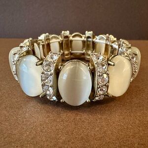 Elegant White Stone Rhinestone Bracelet
